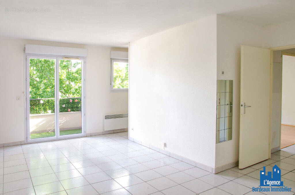 Appartement à BEGLES