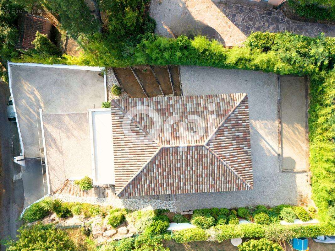 Maison à LES ADRETS-DE-L&#039;ESTEREL