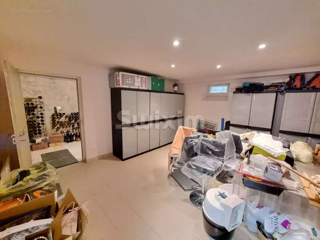 Maison à VARENNES-VAUZELLES