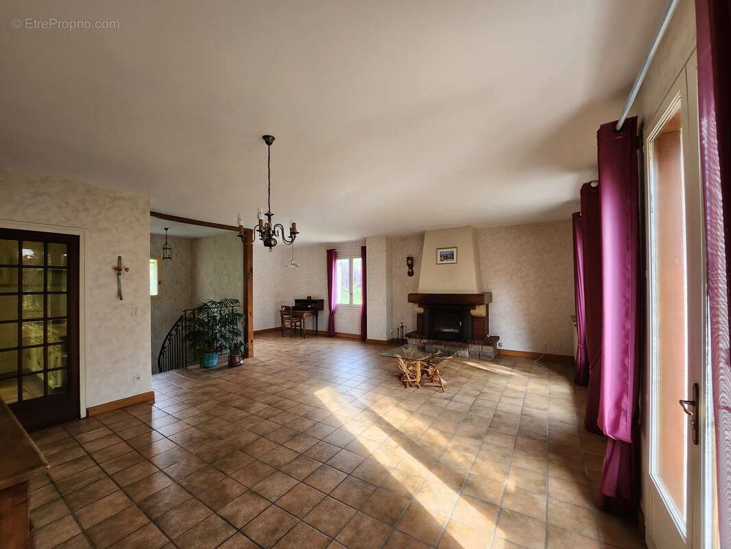 Maison à SAINT-SYLVESTRE