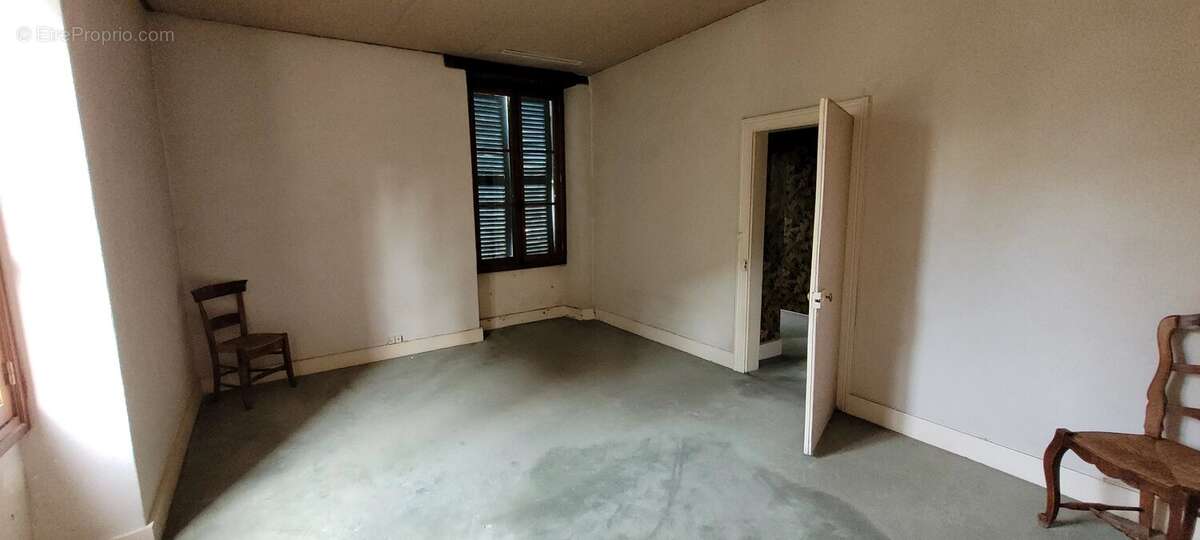 Maison à CHATEAUNEUF-SUR-CHER