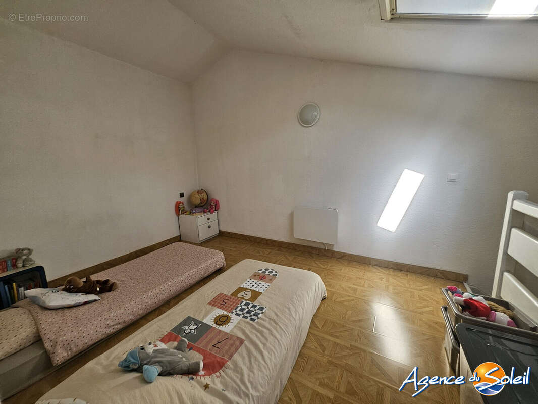 Appartement à LEZIGNAN-CORBIERES