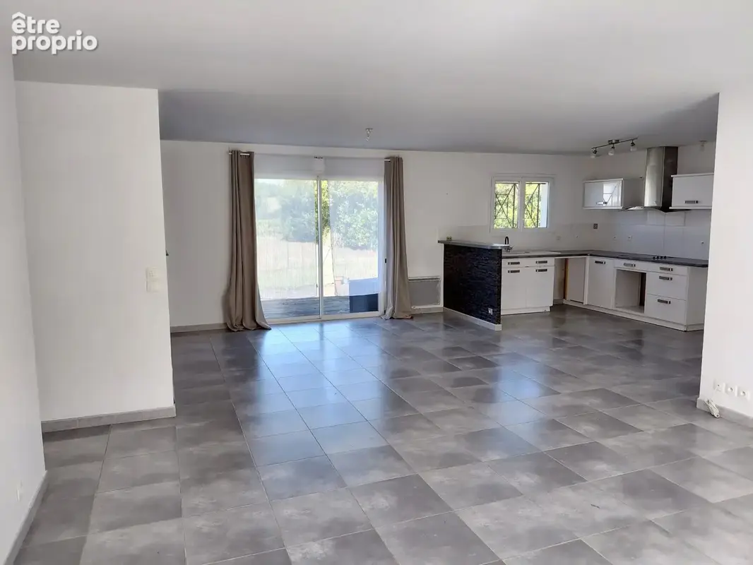 Maison 5 pièces 108 m² à vendre à Semoussac (17150) - photo 4