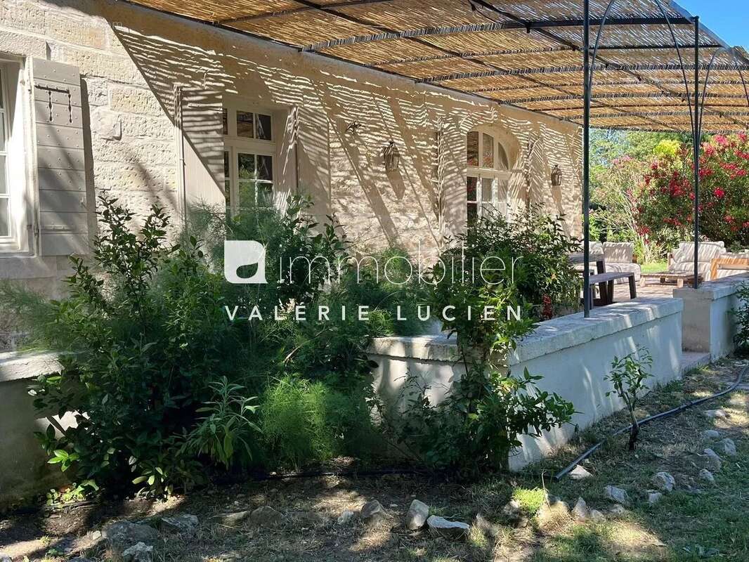 Beau Mas en Campagne à Saint Rémy de Provence - photo 17