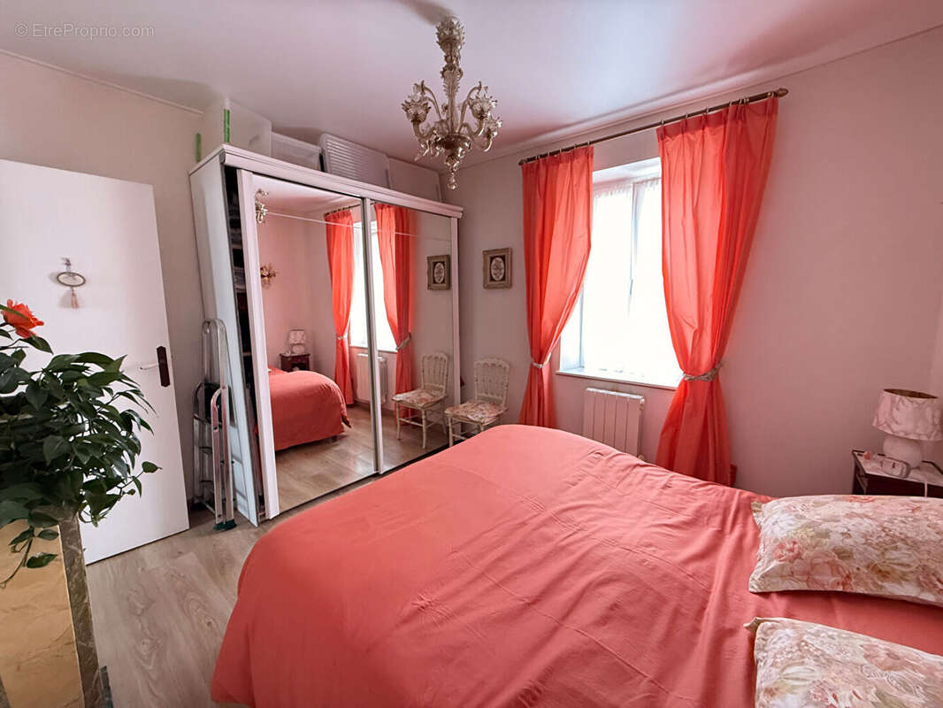 Maison 78 m² à Voves  - photo 6