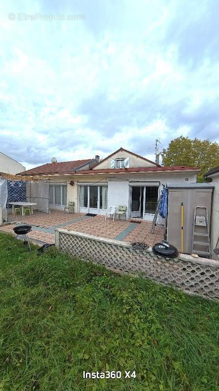 Maison à BONNEUIL-SUR-MARNE