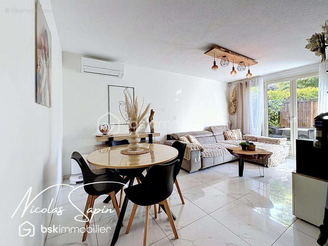 Appartement à CLAIX