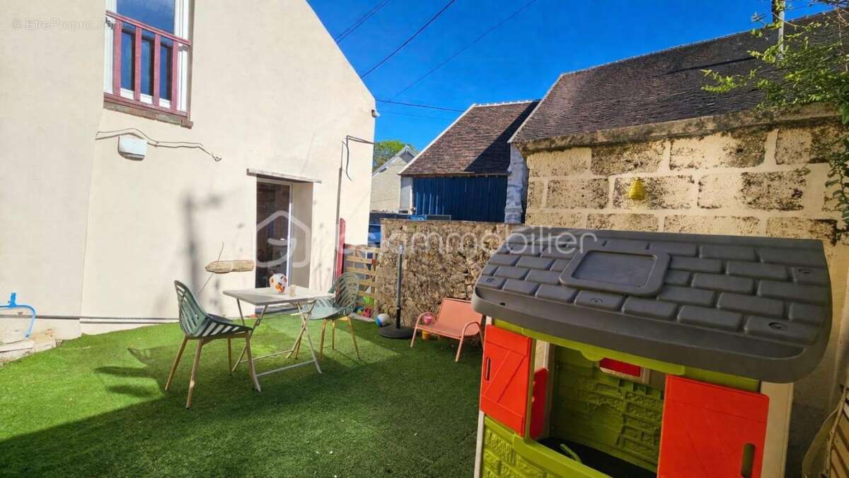 Maison à NEMOURS
