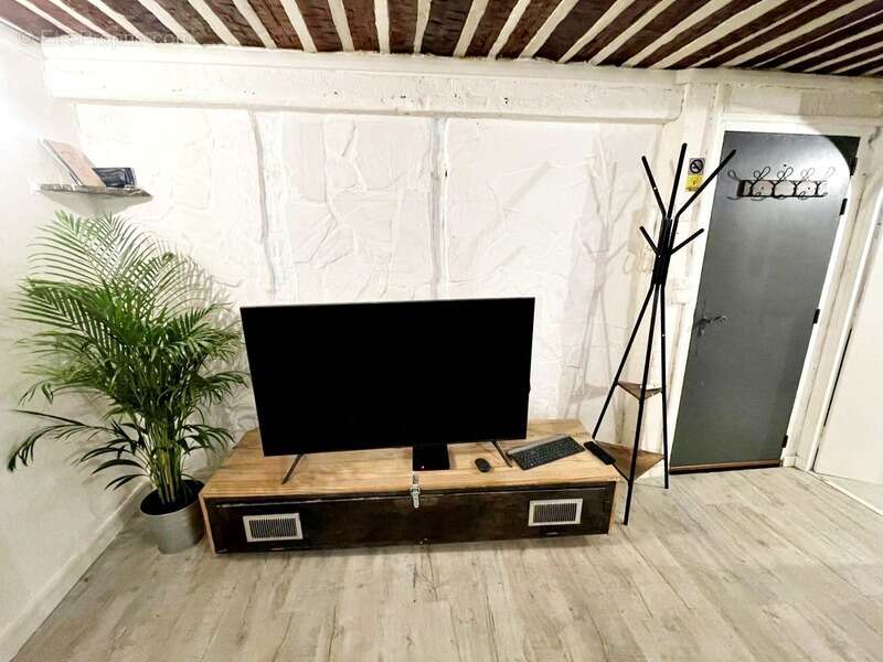 Toulon (83) - emplacement ideal centre ville – appartement 2 pieces de 51 m² plein de charme et de cachet - investissement ou re - photo 4