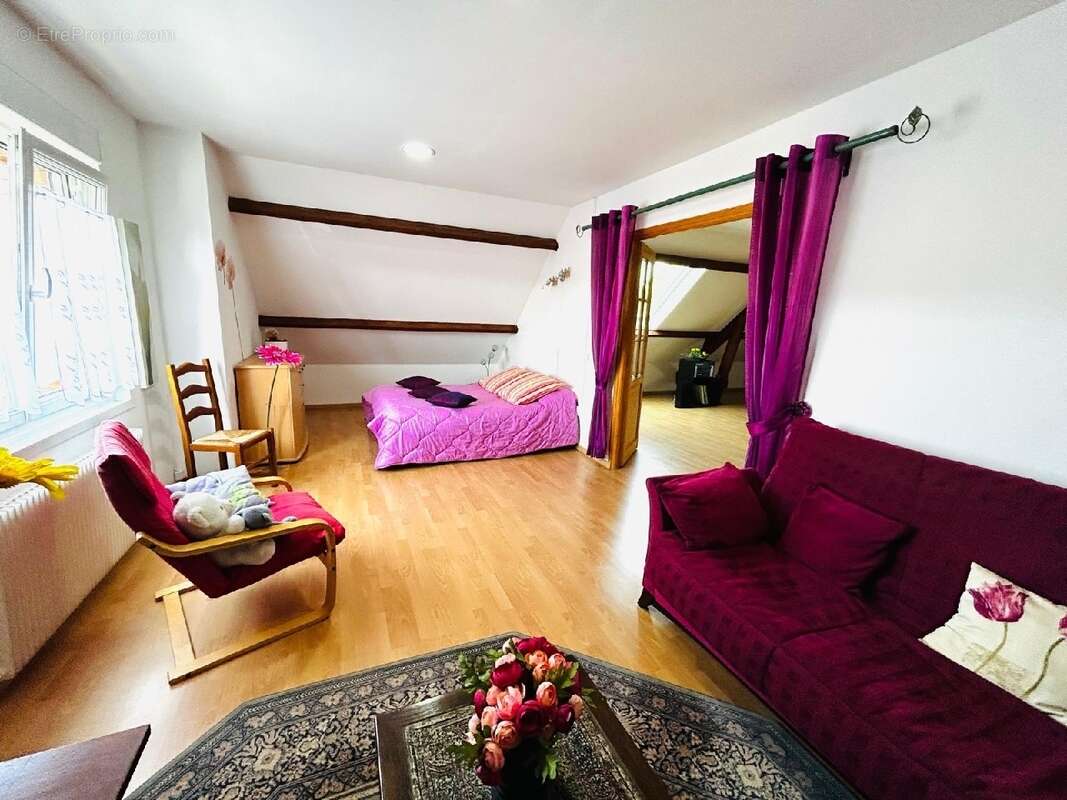 Maison 137 m² à Bruay-La-Buissiere  - photo 8