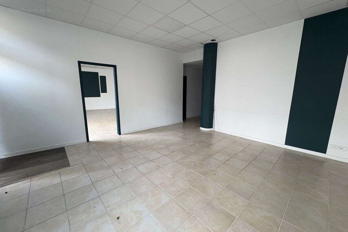 Commerce à JOUE-LES-TOURS