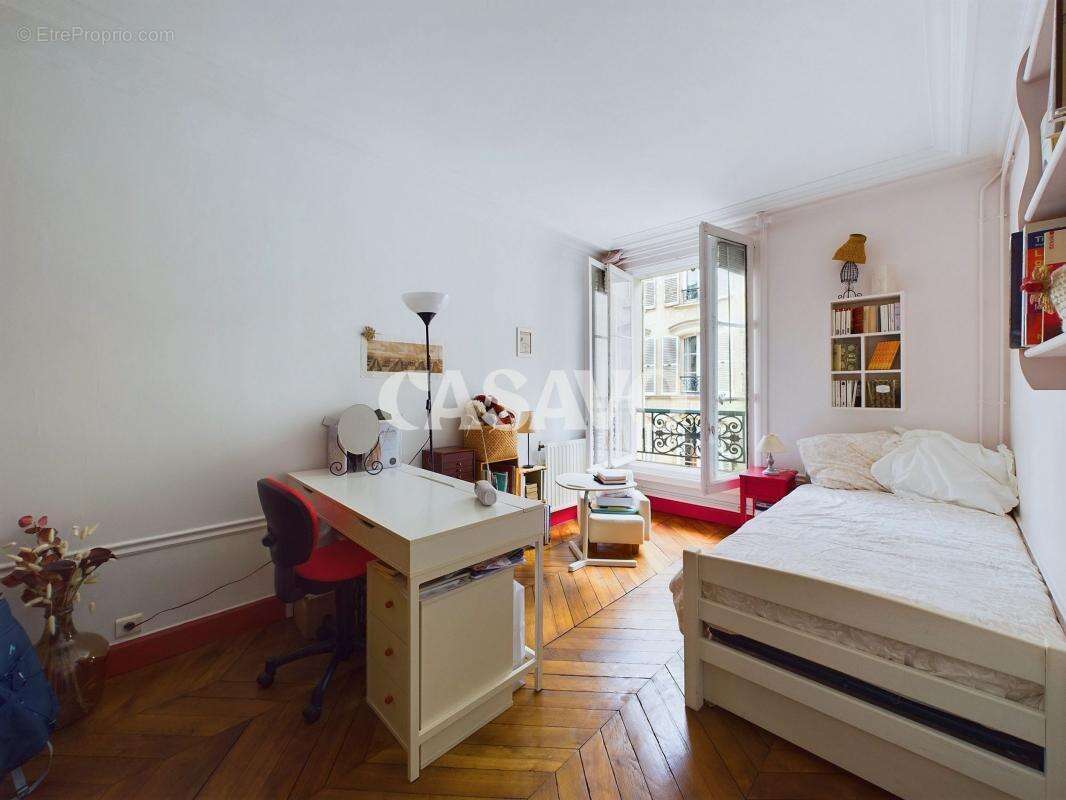 Appartement à PARIS-4E