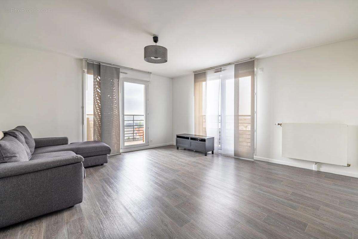 Appartement à SAVIGNY-SUR-ORGE