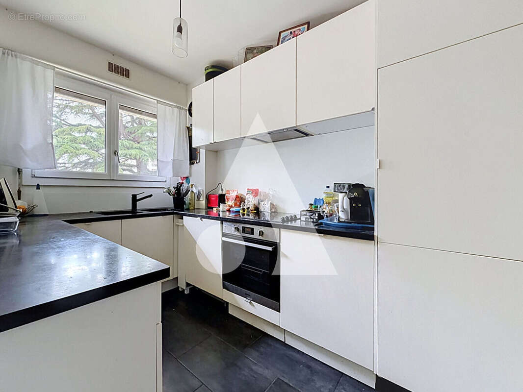 Appartement à RUEIL-MALMAISON