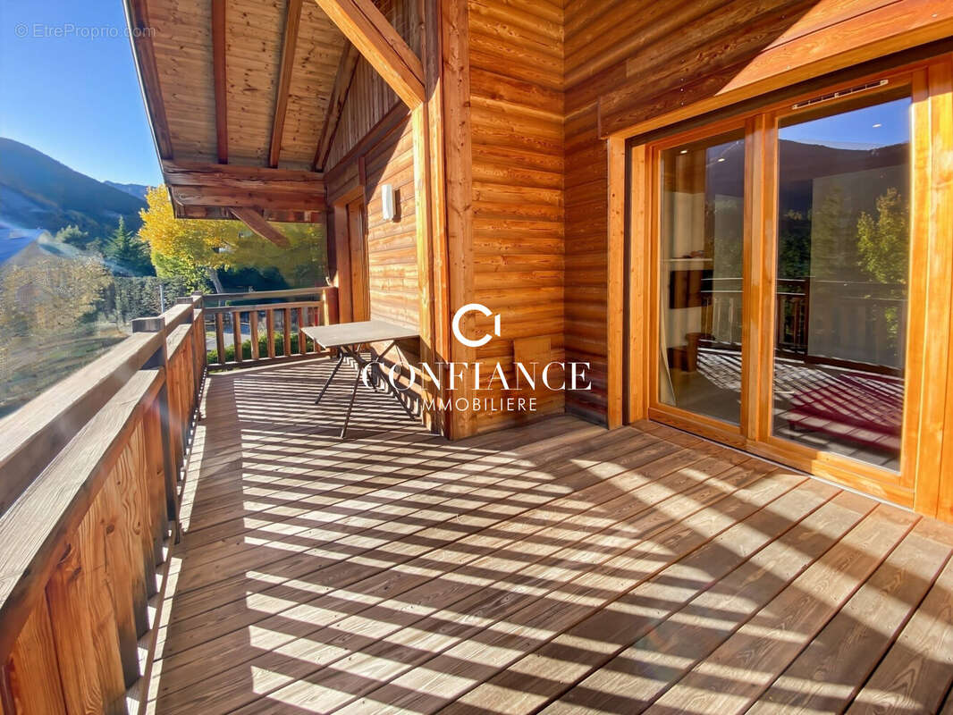 Appartement à SAINT-ETIENNE-DE-TINEE