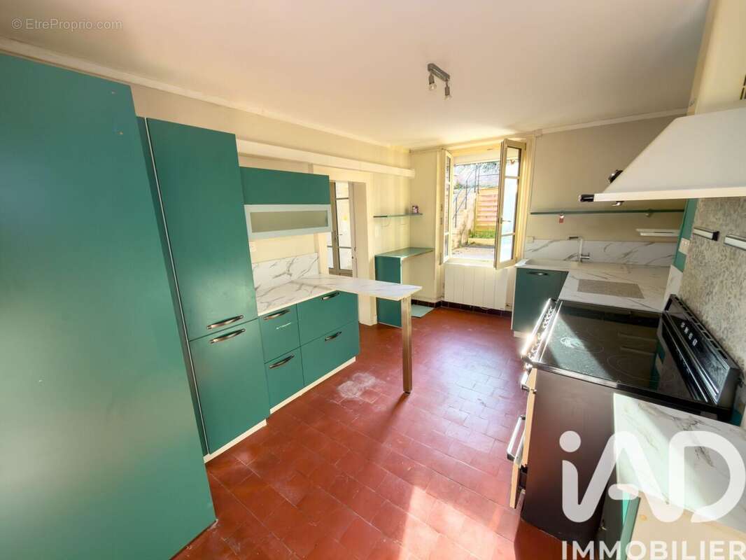 Maison 169 m² à Villeseneux  - photo 6