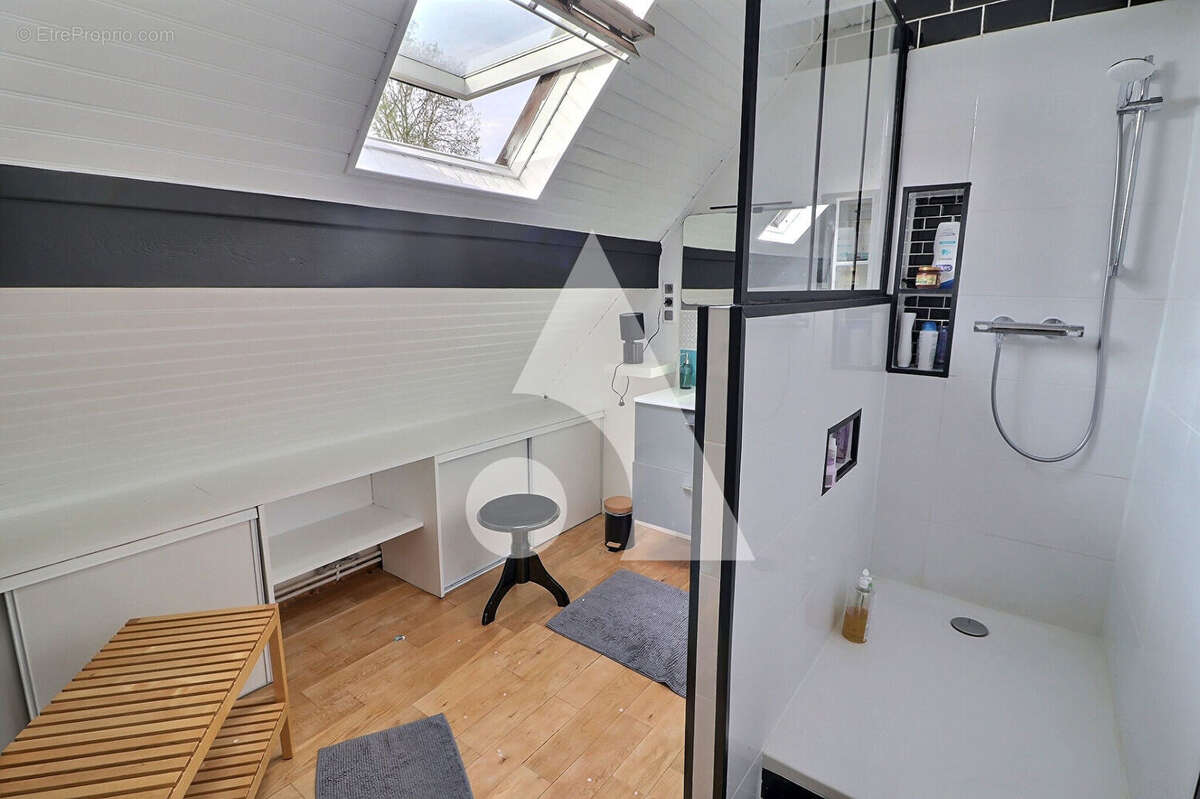 Maison familiale de charme de 149 m² avec 5 chambres et jardin ? Proche des quais de Pontoise - photo 14