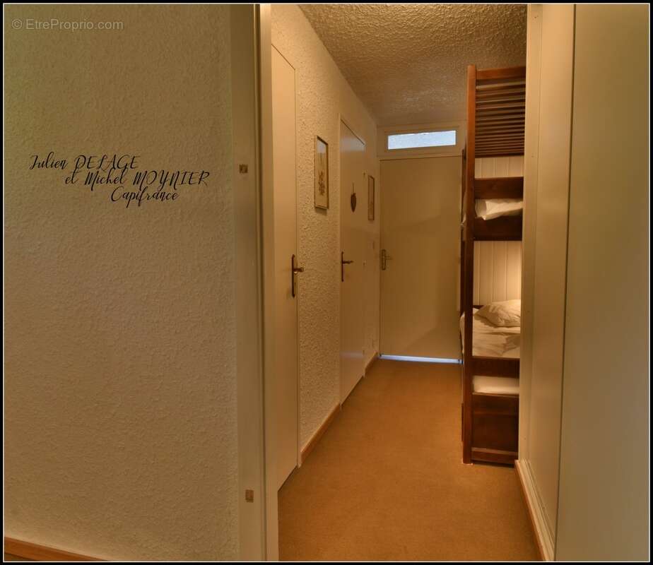 Pra Loup – Appartement plein sud avec vue panoramique, balcon, cave et casier à skis - photo 12