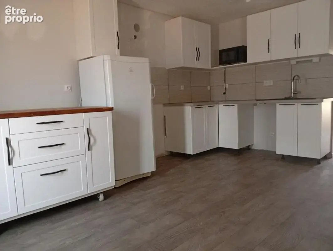 A vendre maison renovee rare / 37220 crouzille / 127m²/ dpe  c / 4 ch / spas fermer - photo 4