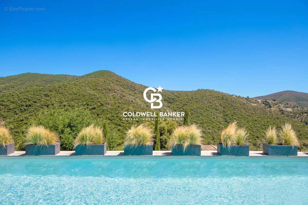 Villa contemporaine vue mer, Golf de Valcros - 83250 La Londe-les-Maures - photo 10