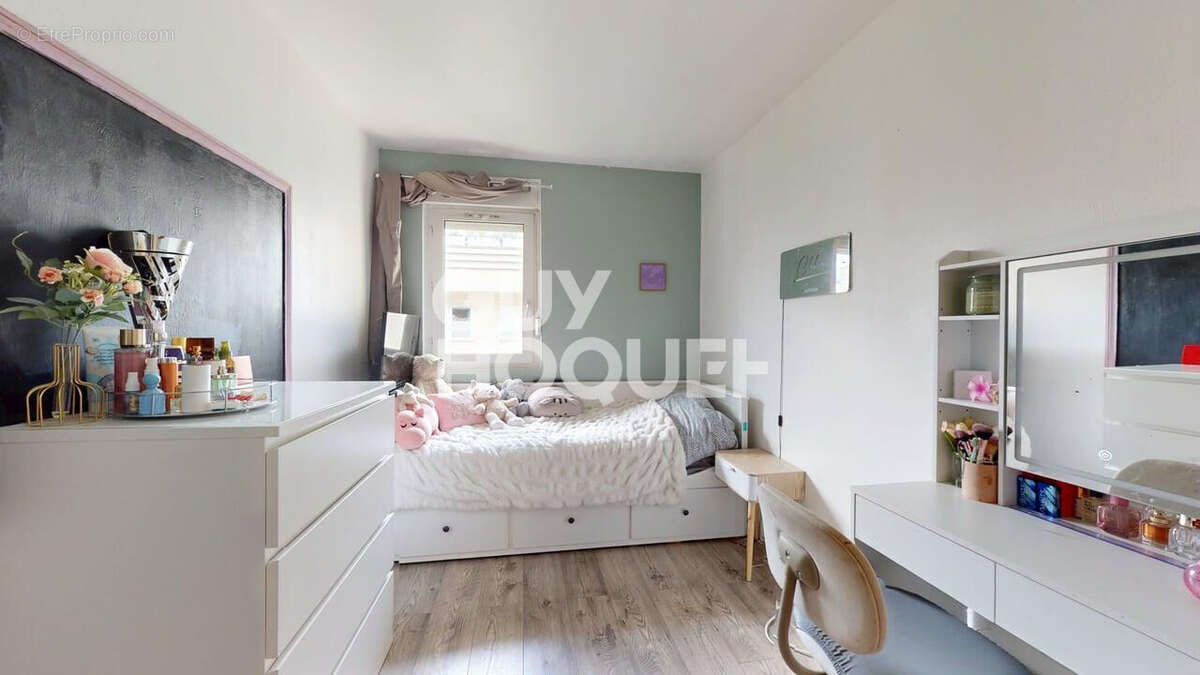 Appartement à ROSNY-SOUS-BOIS