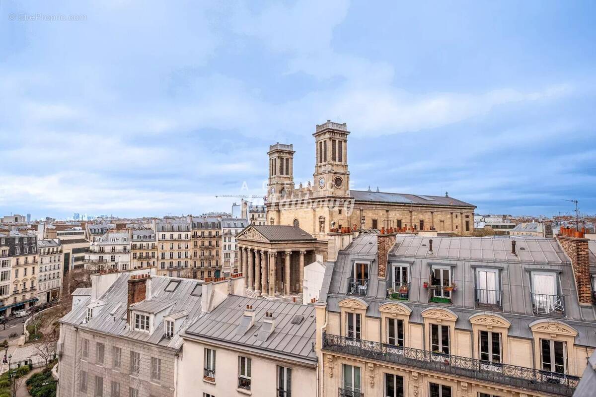 Appartement à PARIS-10E