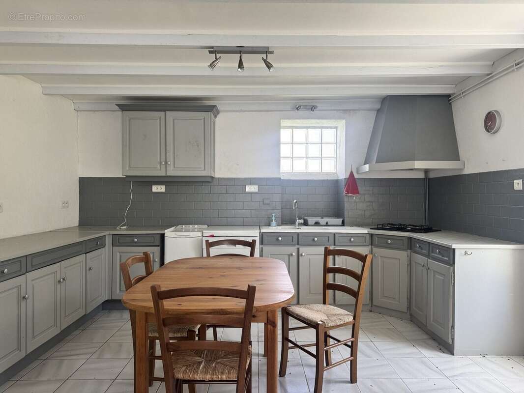 Maison à SEMUSSAC