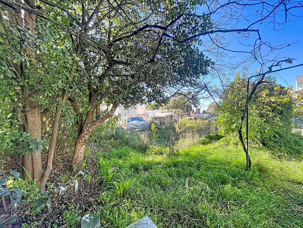 Terrain à CANNES