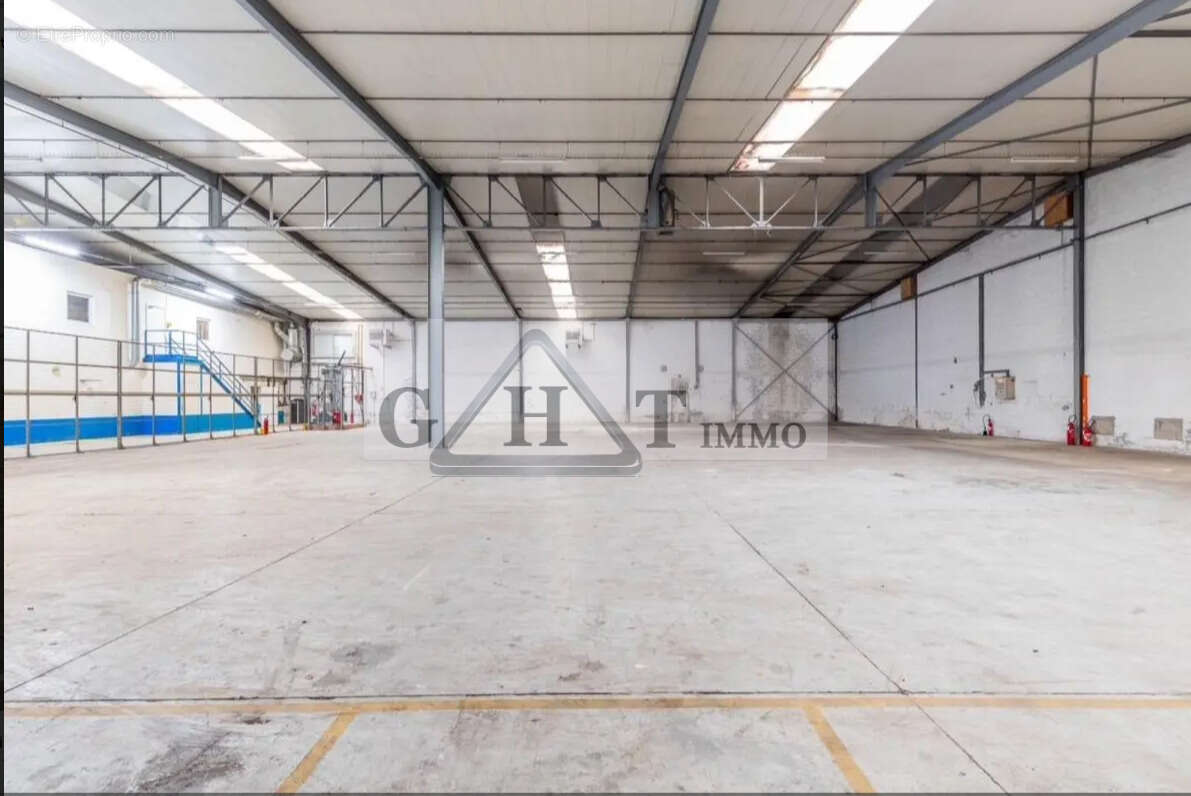 Commerce à MORANGIS