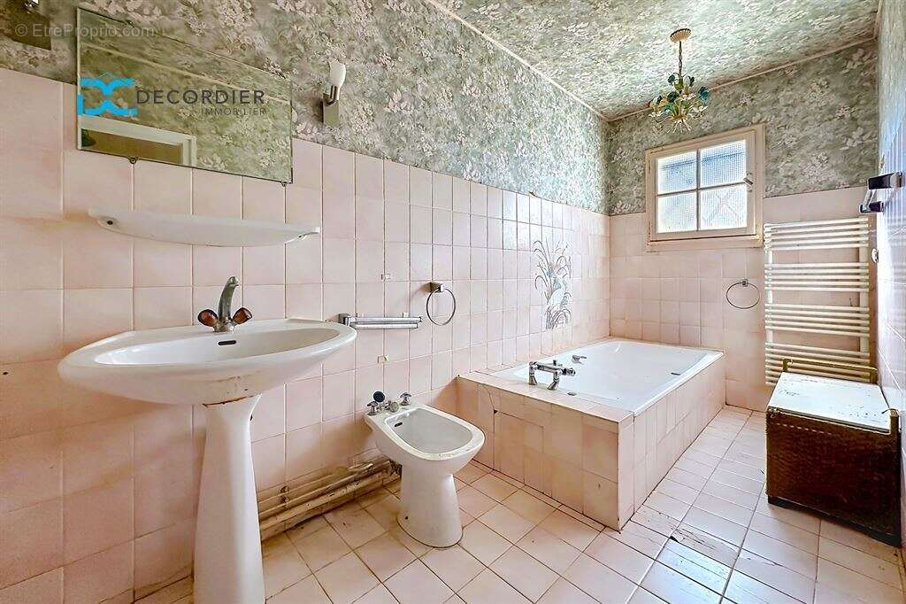 Lyaud - propriete 18 689 m² et maison de 180m2 - photo 15