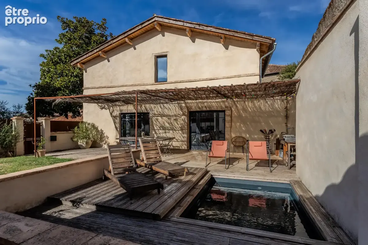 Maison de village avec piscine et garage - photo 5