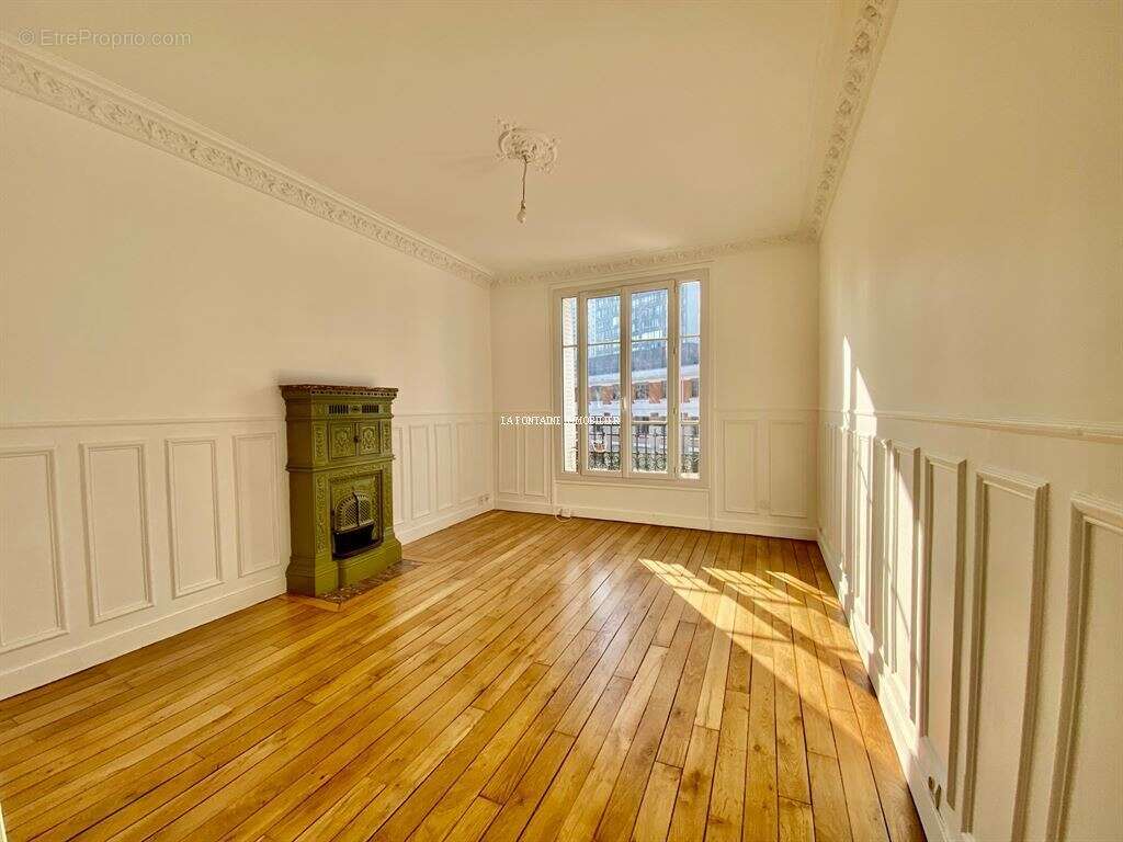 Appartement à PARIS-15E