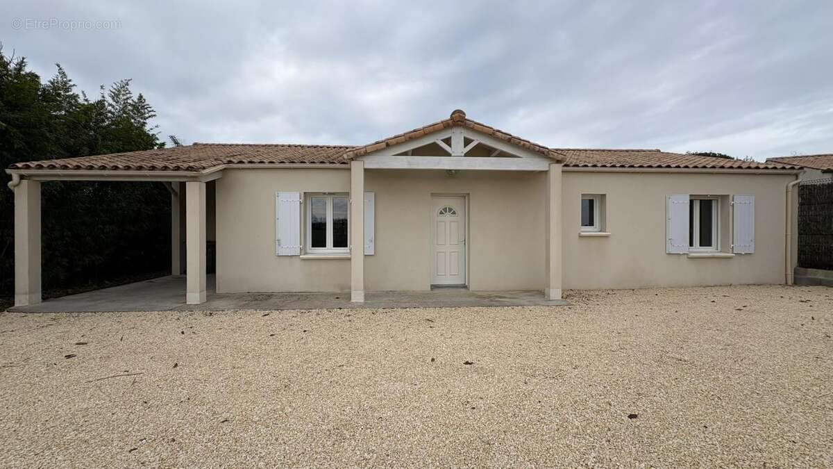Maison à SAINT-OUEN-D&#039;AUNIS