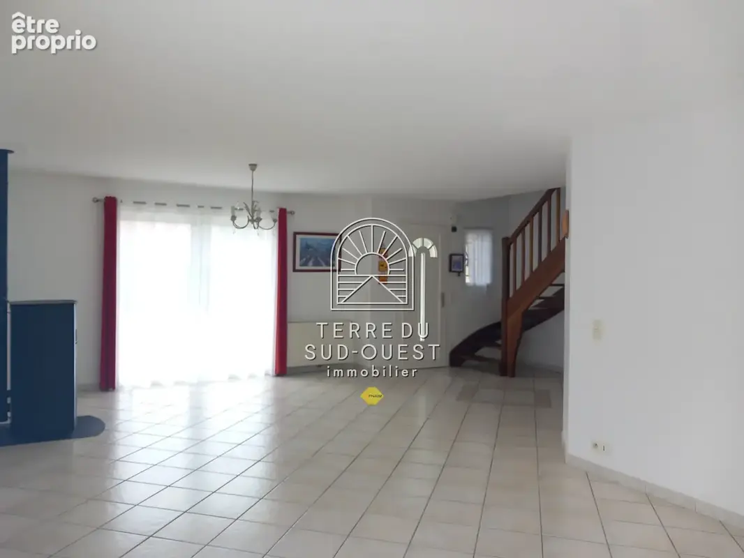 Lescar   Maison 142 m2, 4 chambres + bureau, terrain 806 m2 - photo 2