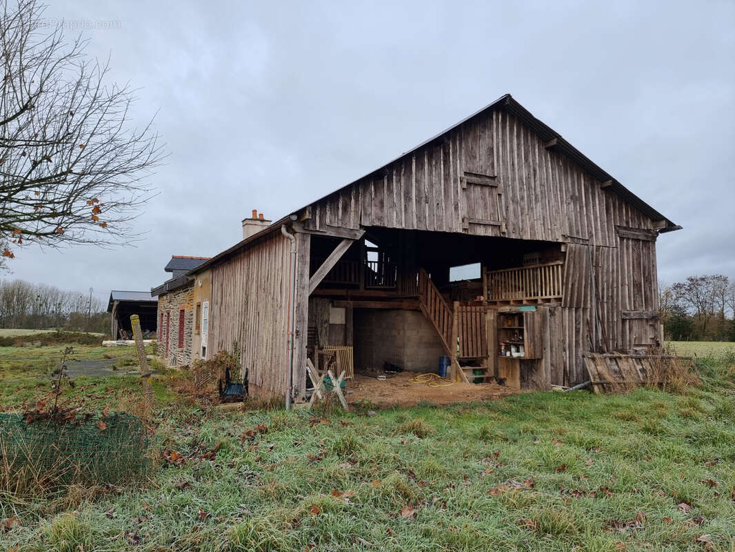 Maison à CORPS-NUDS