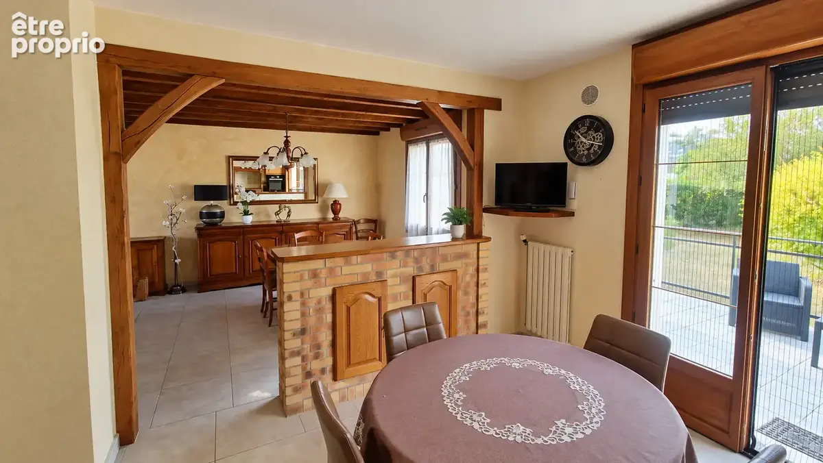Maison familiale avec sous-sol à Renazé - 99 m2 - photo 7