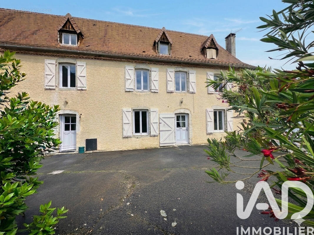 Photo 1 - Maison à MASLACQ
