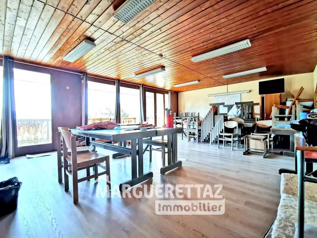Proche genève - au coeur des alpes du léman - opportunité d'investissement - vaste tènement immobilier pour projet commercial ou - photo 32