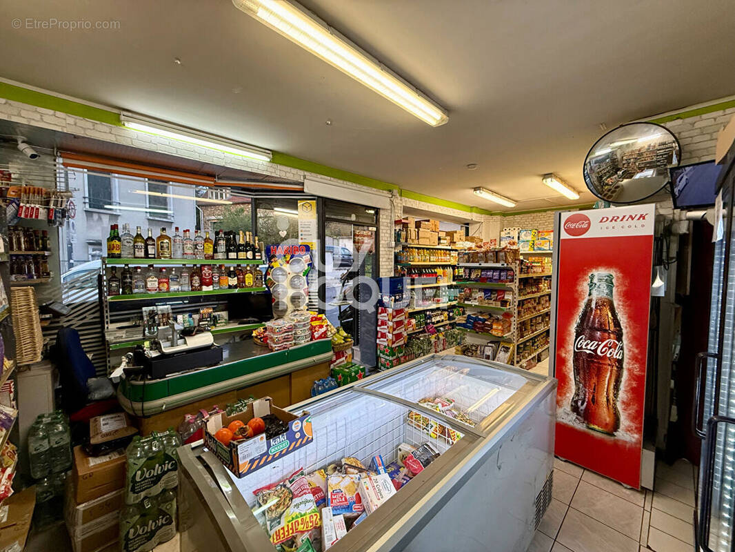 Commerce à FONTENAY-SOUS-BOIS