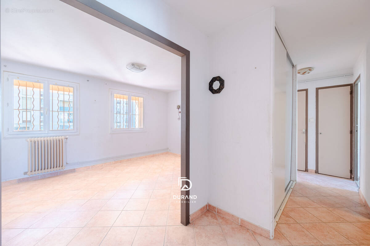 Appartement à MARSEILLE-10E