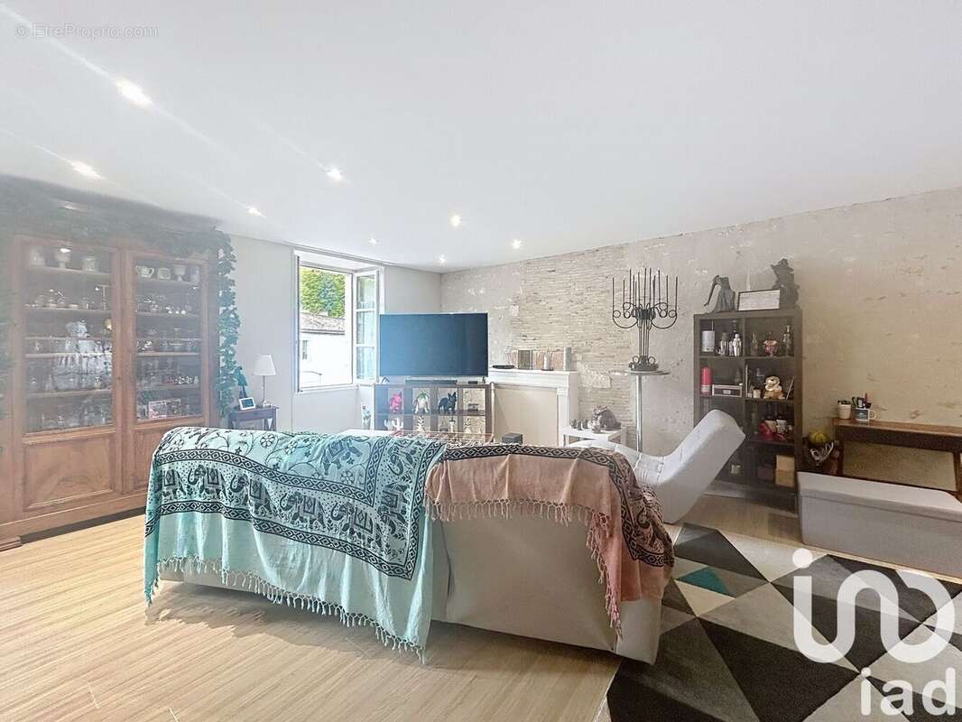 Photo 3 - Maison à LA ROCHEFOUCAULD