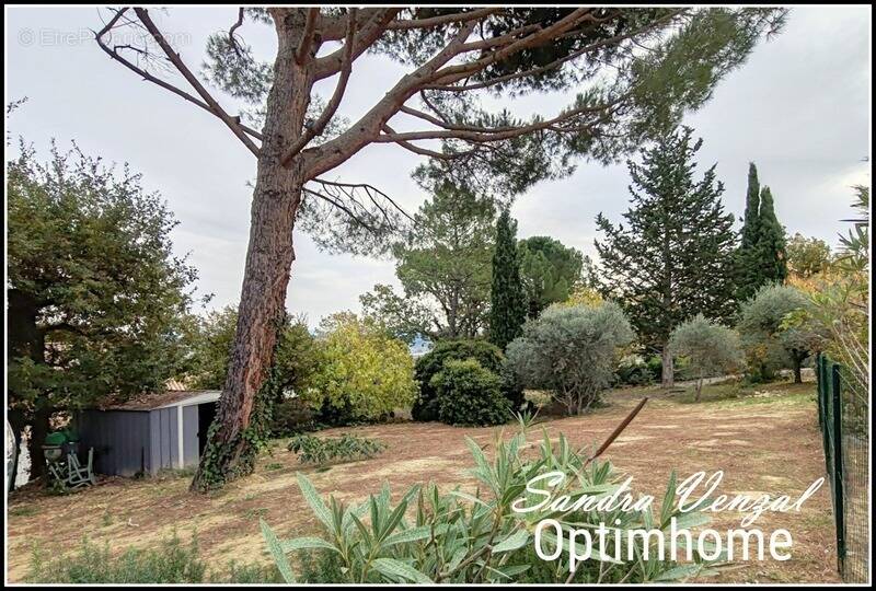 Terrain à MANOSQUE