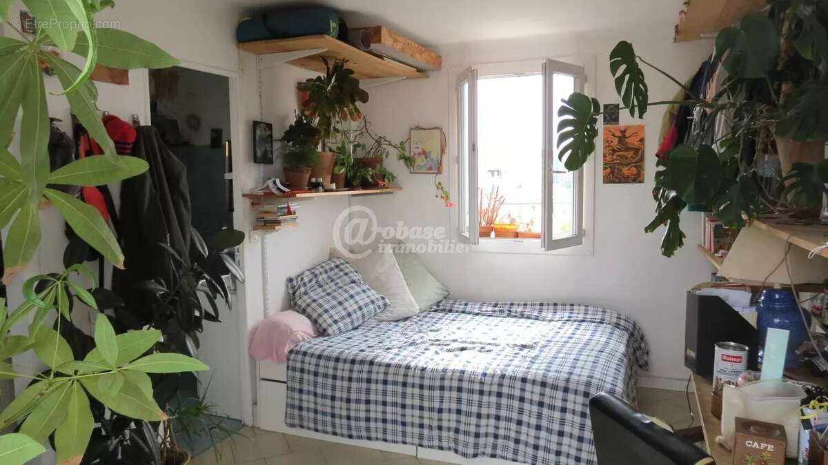 Appartement à MARSEILLE-3E