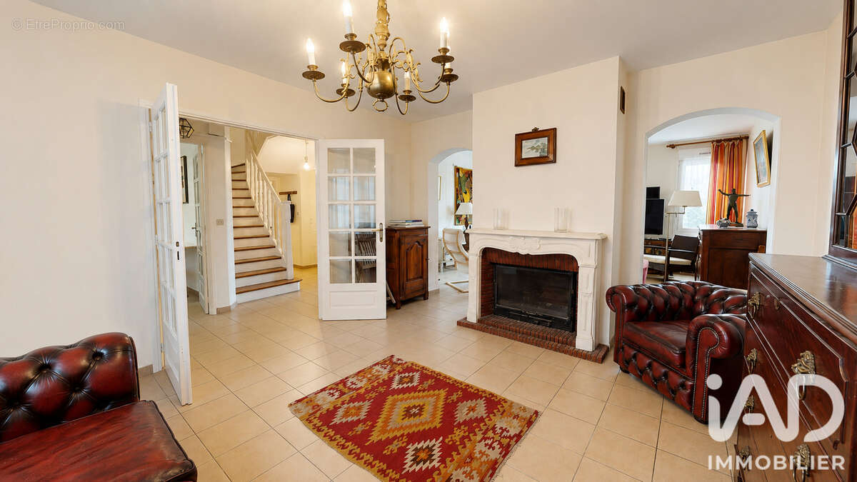 Maison 192 m² à Etaples  - photo 2
