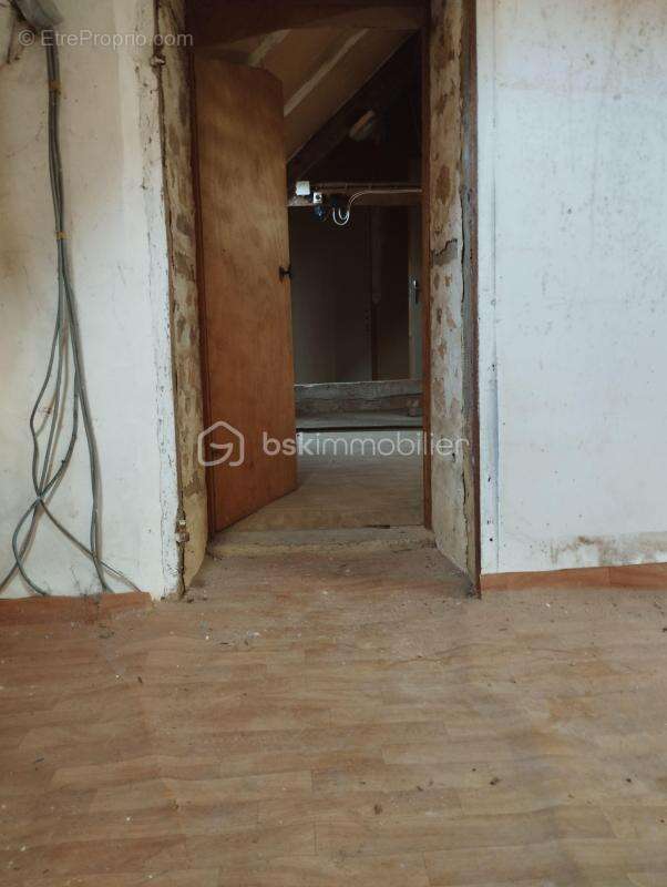 Maison de ville avec terrain - photo 11