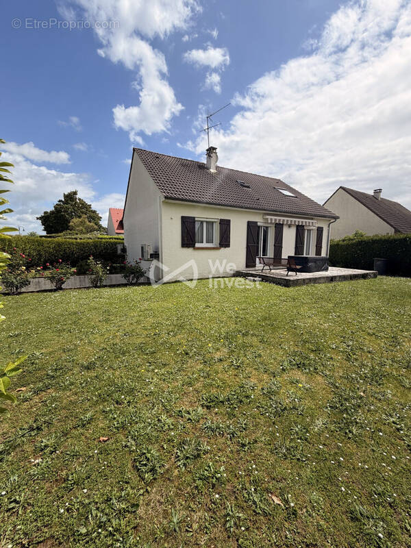 Maison à CHARNY