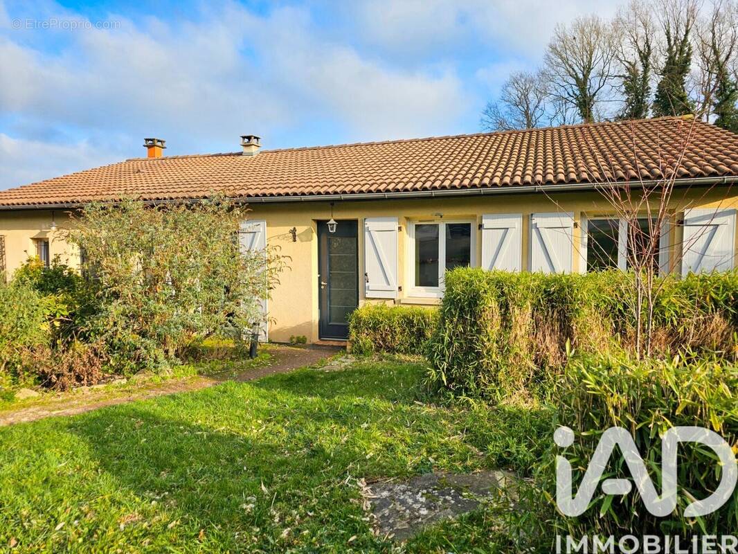 Photo 1 - Maison à SAINT-MARTIN-DE-JUSSAC