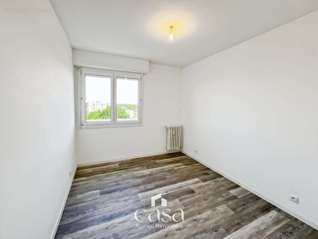 Appartement à MONDEVILLE