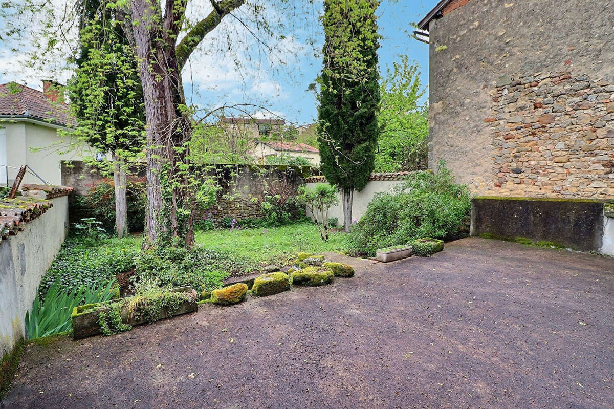 Maison de ville avec magnifique jardin - photo 2