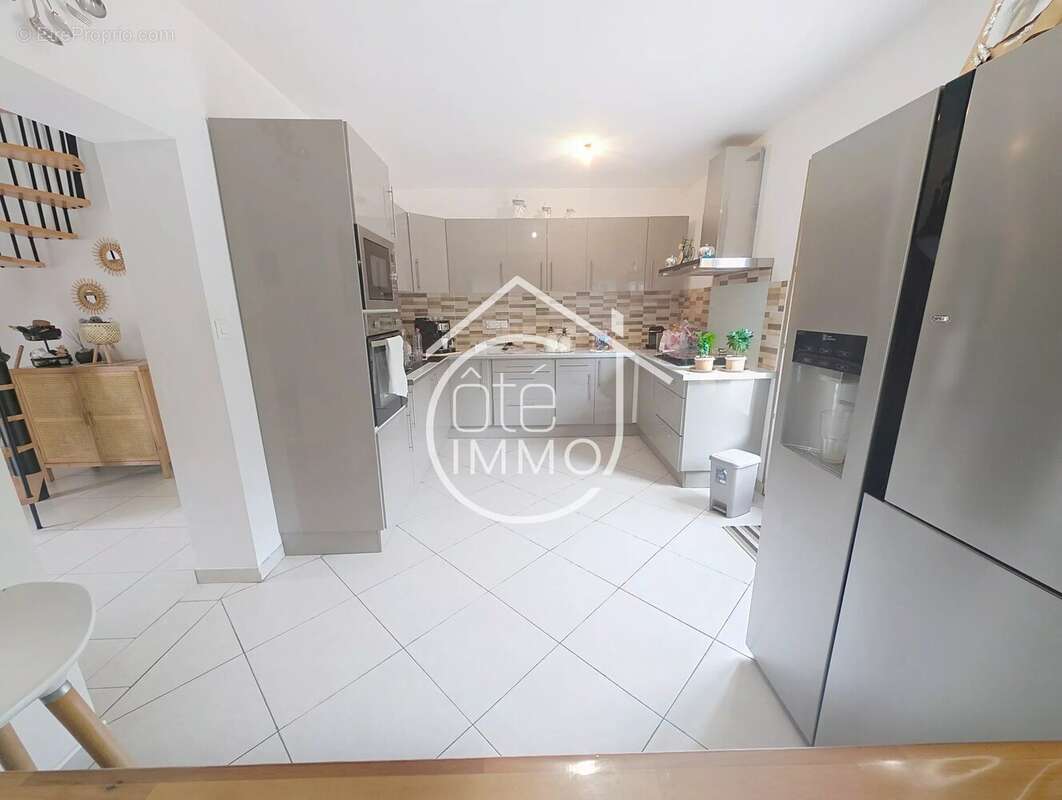 MOULEYDIER : Maison familiale 5 pièces de 145m² avec jardin clos - photo 4